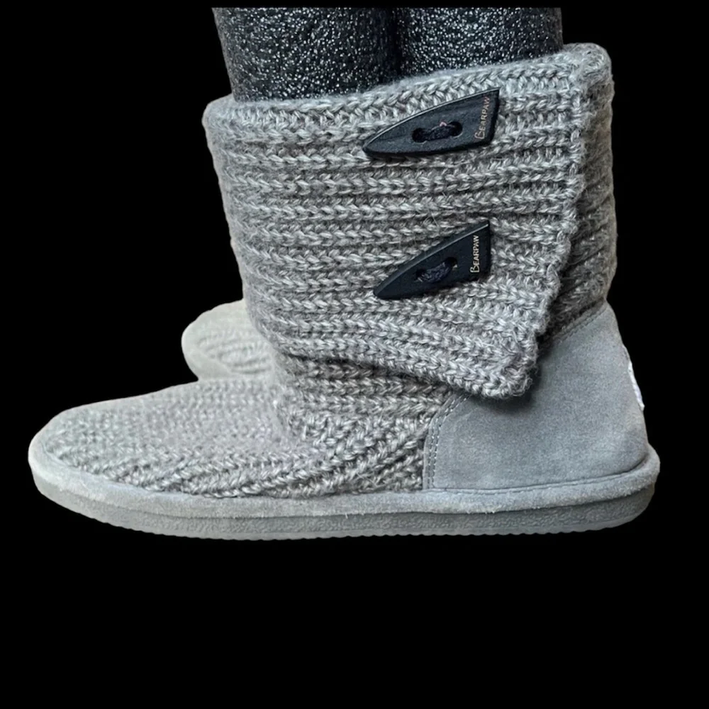 🌻Bearpaw Girl's Grey Tall (or Short) Comfortable Knit Outdoor Boots Size 5